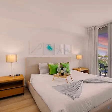 Modern Resort -Balcony Views & Pool